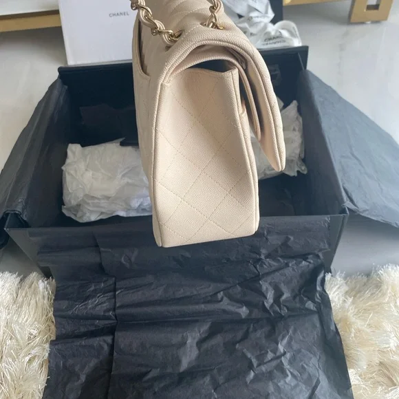 Auth. Brand New Chanel Jumbo Bag - Picture 5 of 11